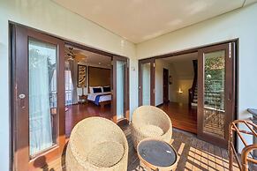 Luxury Pool Villas in Purama Villas