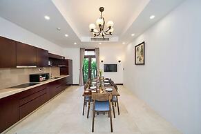 Luxury Pool Villas in Purama Villas