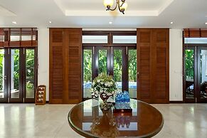 Luxury Pool Villas in Purama Villas