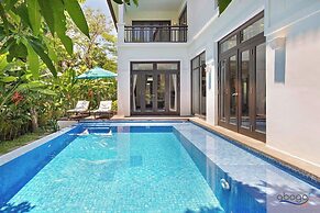 Luxury Pool Villas in Purama Villas