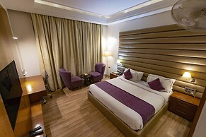 SH&B - Hotel Millennium Inn, Prayagraj