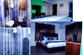 j14 hotel and suites