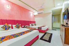 Hotel Avadh Palace