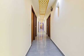 Hotel Avadh Palace
