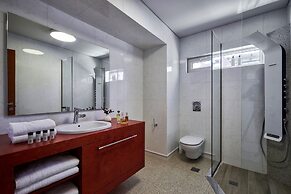 Rodo Seafront Villa with private pool