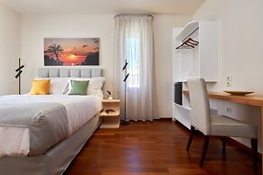 Rodo Seafront Villa with private pool