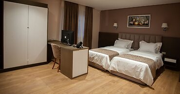 Doanesia Premium Hotel & Spa