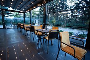 Doanesia Premium Hotel & Spa