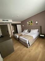 Doanesia Premium Hotel & Spa