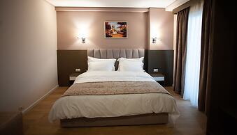 Doanesia Premium Hotel & Spa