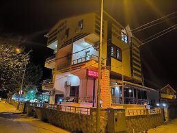 Avşar Apart Motel
