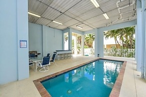 Sans Souci 6 Bedroom Home by RedAwning