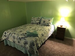 Rustic Beach Front Basement Apt, Pet Friendly Wi-fi 2 Bedroom Apts by 