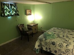 Rustic Beach Front Basement Apt, Pet Friendly Wi-fi 2 Bedroom Apts by 