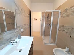 Winter Spring Summer Apartments