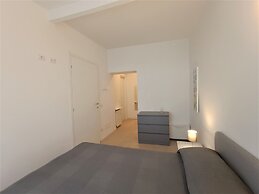 Winter Spring Summer Apartments