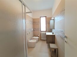 Winter Spring Summer Apartments