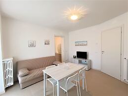 Winter Spring Summer Apartments