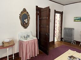 The Hearts Desire B & B