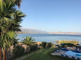 Kanakis Blue Beach Apartments