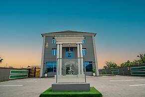 Jahz Empire Suites