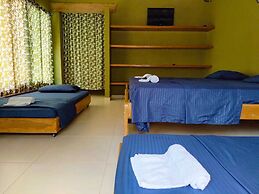 Tambo Marina Ecohostal - Hostel