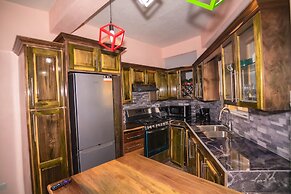 Topaz Apartment Villa - Mountain View