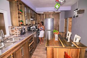 Topaz Apartment Villa - Piton View