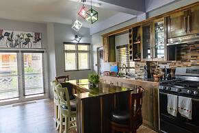 Topaz Apartment Villa - Piton View