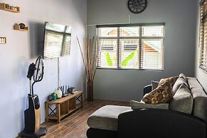 Topaz Apartment Villa - Piton View