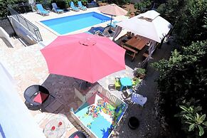 Luxury Beachfront Villa With Pool for two Families