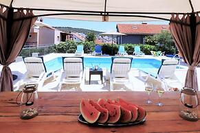 Luxury Beachfront Villa With Pool for two Families