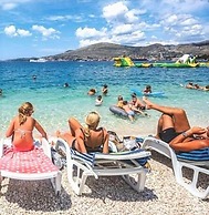 Luxury Beachfront Villa With Pool for two Families