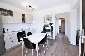 Luxury Beachfront Villa With Pool for two Families