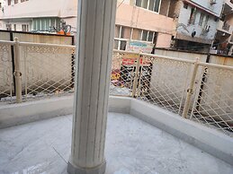 Comfort Inn Hotel.Near MayurVihar Metro1