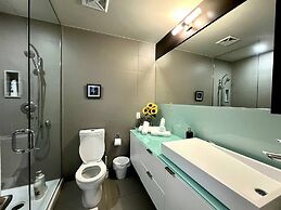 RivetStays - The Atmos