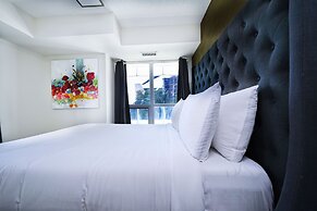 RivetStays - The Atmos