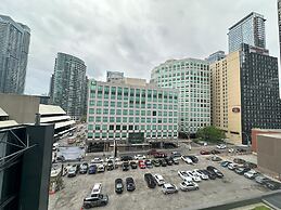 RivetStays - The Atmos