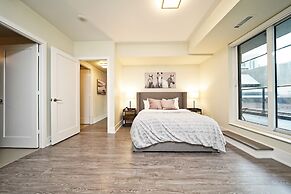 RivetStays - The Atmos