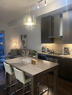 RivetStays - The Atmos