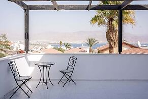 YalaRent Ivy Villa with Private Pool