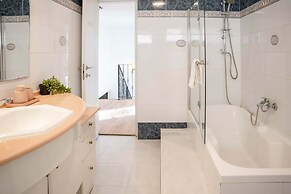 YalaRent Ivy Villa with Private Pool