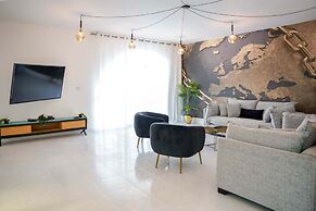 YalaRent Ivy Villa with Private Pool