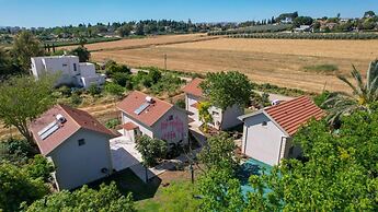 YalaRent Valley view complex In Merhavia with Private heated Pool