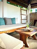 Yumi Villas Port Barton