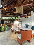 Yumi Villas Port Barton