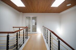 D&C House Luxury - Homestay Da Nang