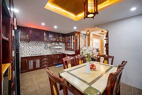 D&C House Luxury - Homestay Da Nang