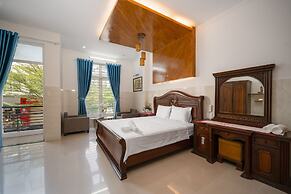 D&C House Luxury - Homestay Da Nang