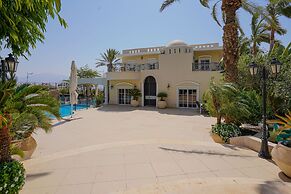 YalaRent Olive Tree Villa with Private Pool